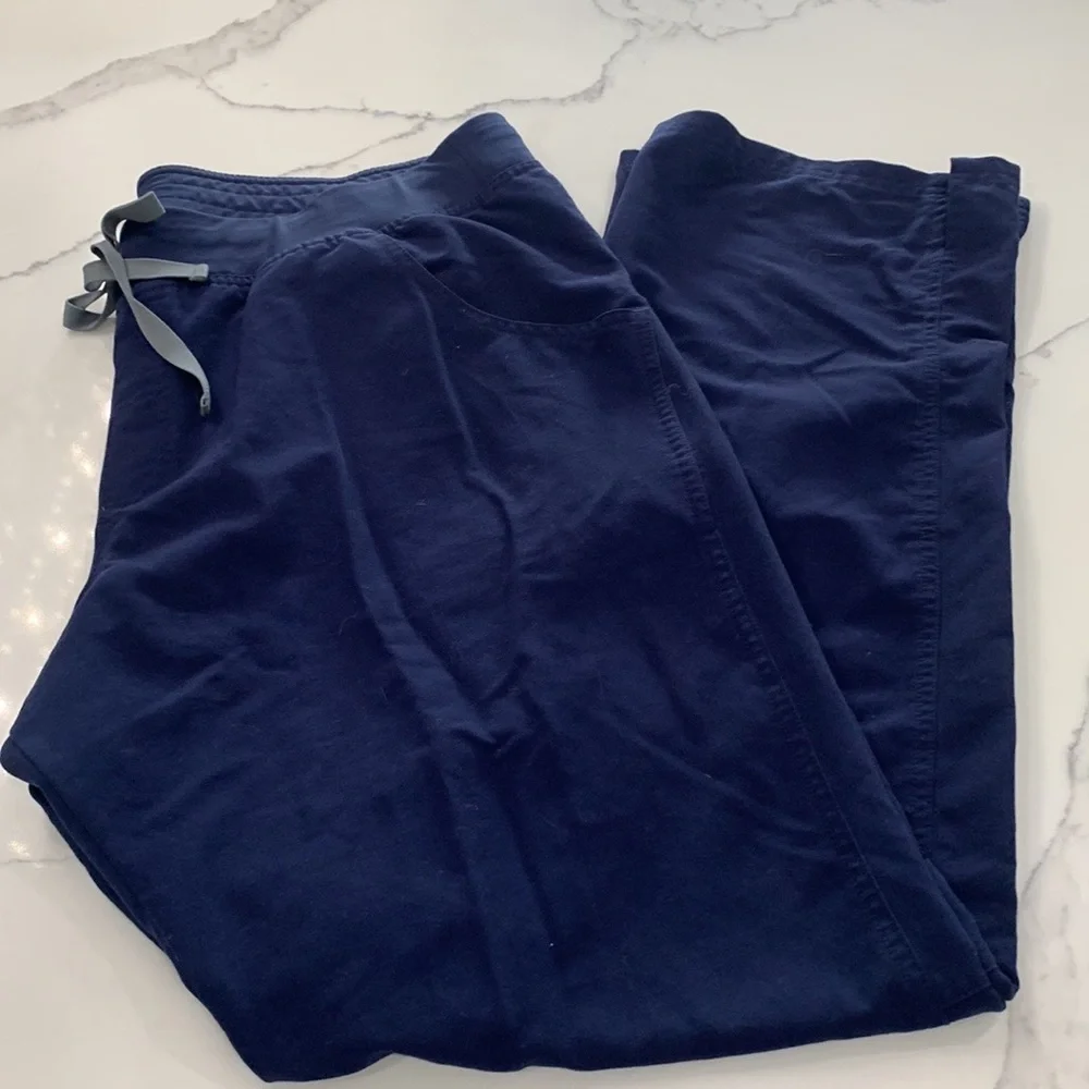 FIGS Technical Collection Scrub Pants. Size‎ XL /T